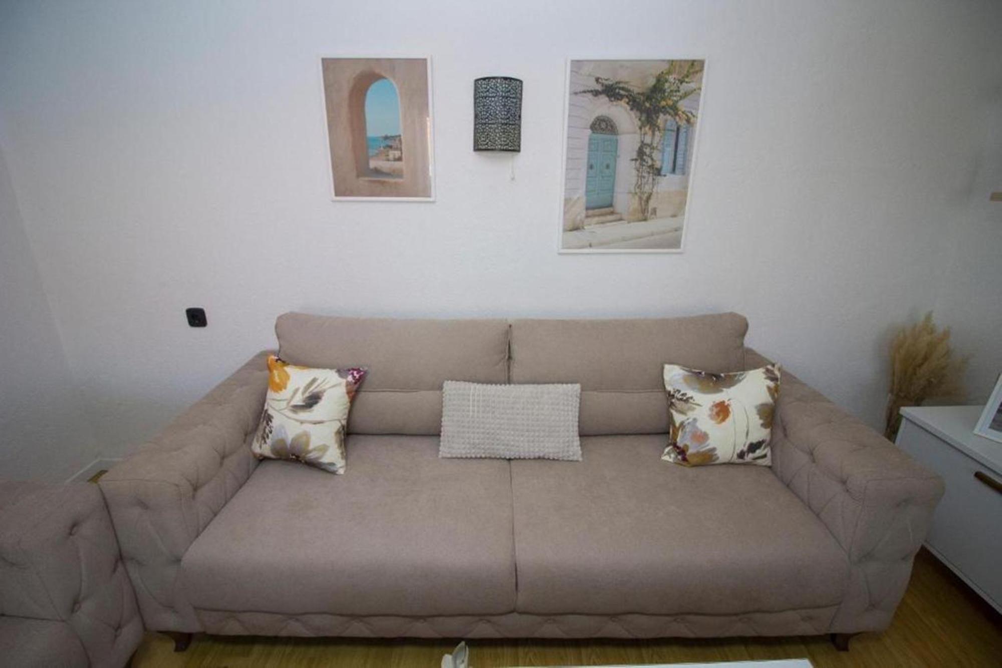 Summer House With Heated Swimming Pool Mostar Exteriör bild
