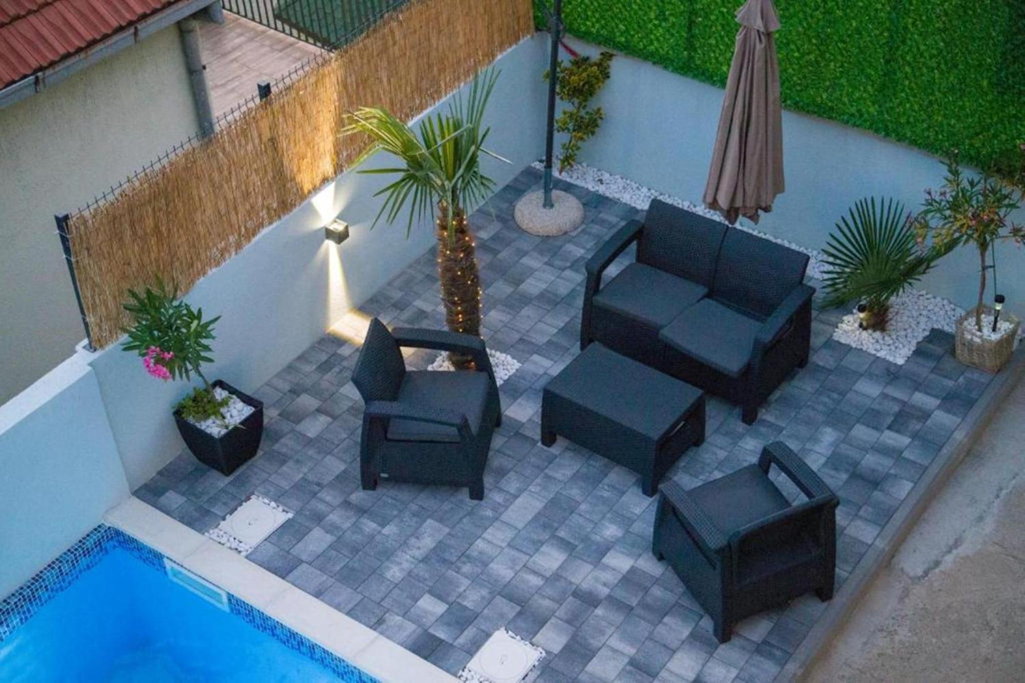 Summer House With Heated Swimming Pool Mostar Exteriör bild